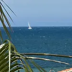 Seabreeze Apartment *