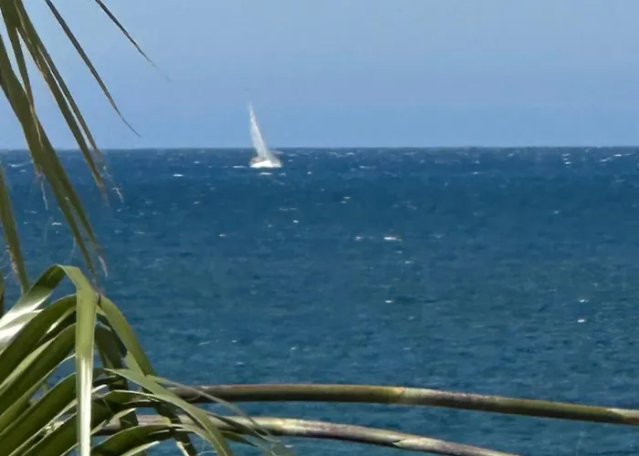 Seabreeze Apartment *