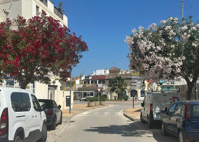 Seabreeze Апартаменти *